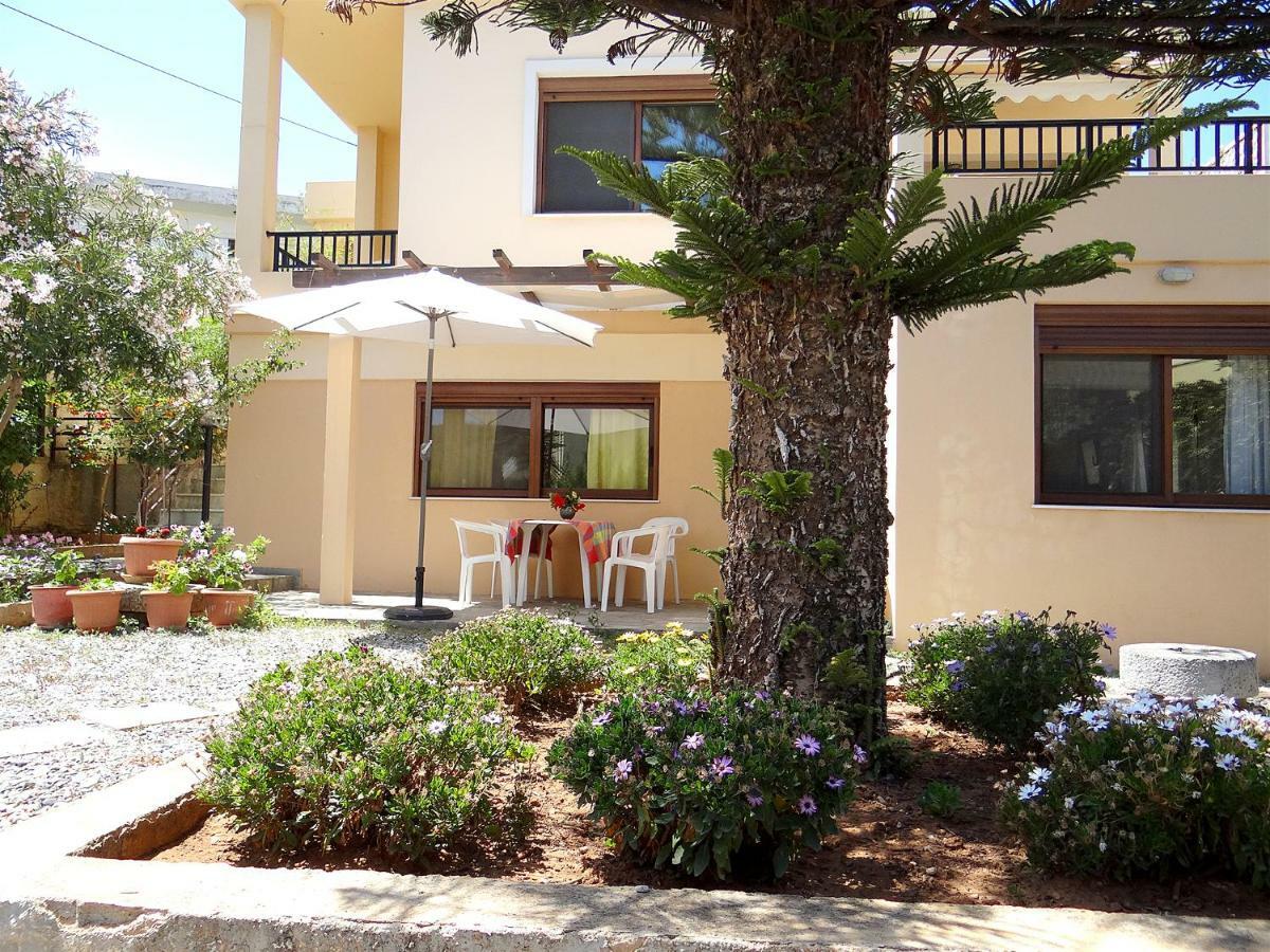 Apartment By The Sea Като Дарацо Екстериор снимка