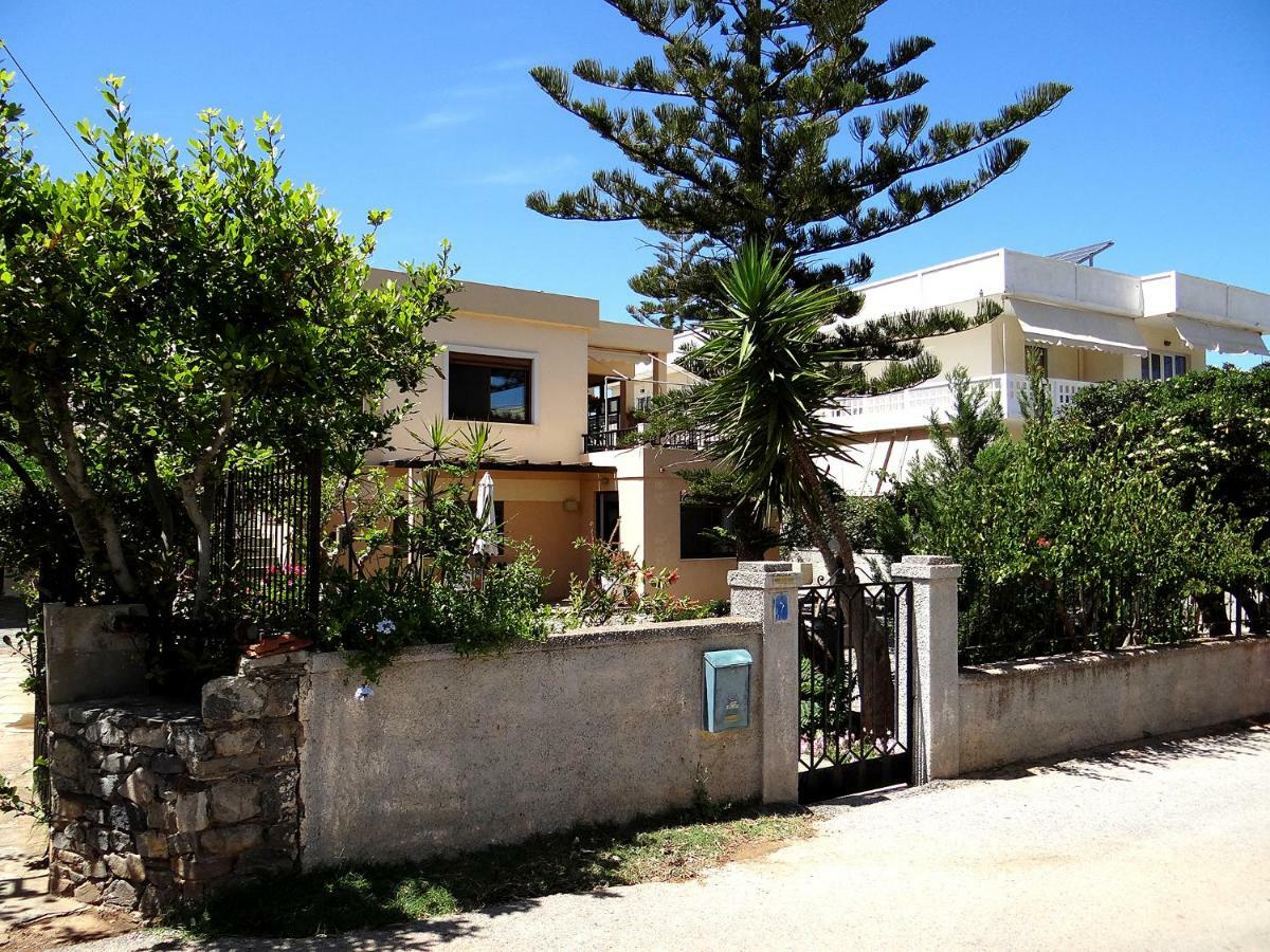 Apartment By The Sea Като Дарацо Екстериор снимка
