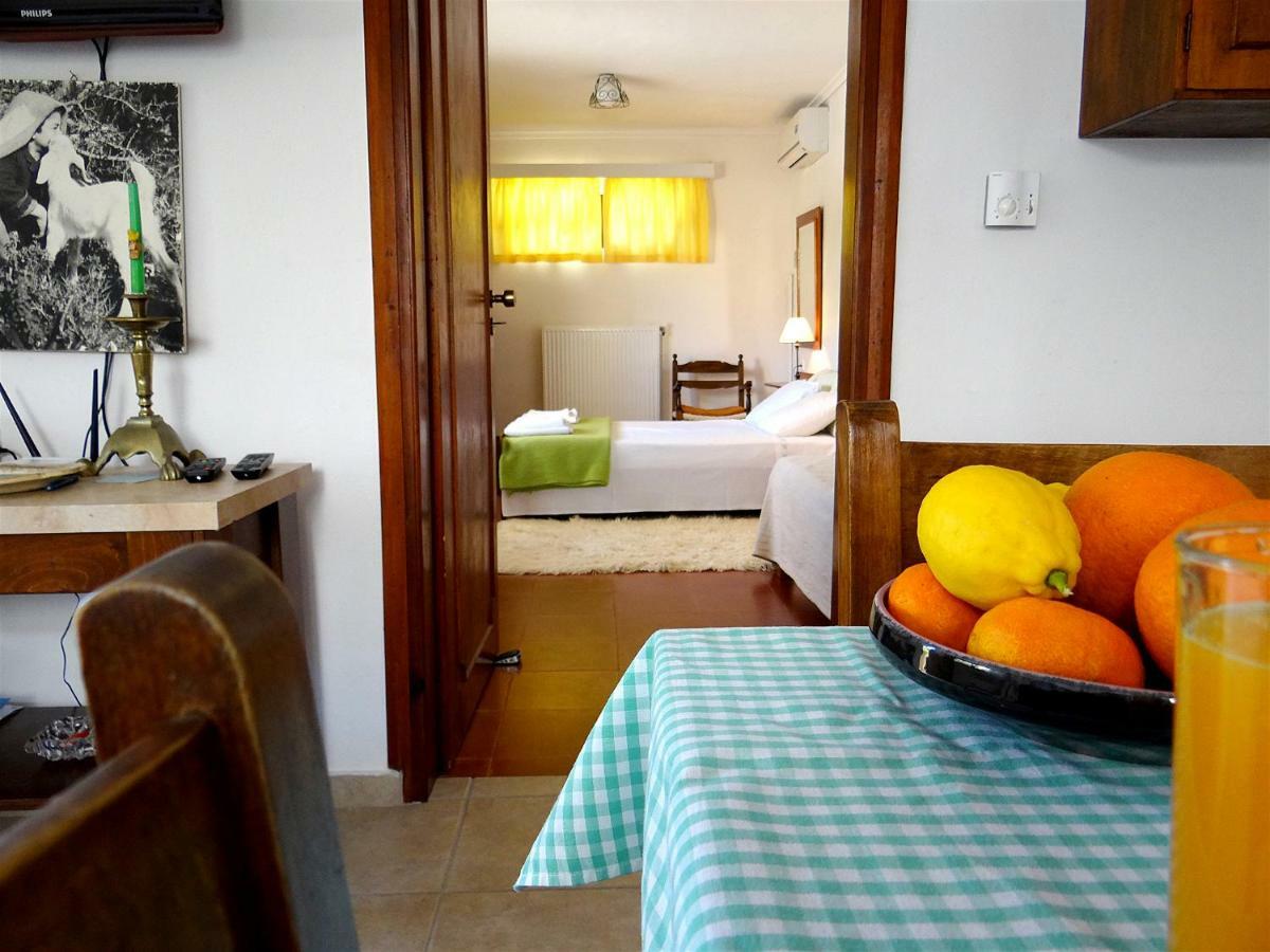 Apartment By The Sea Като Дарацо Екстериор снимка