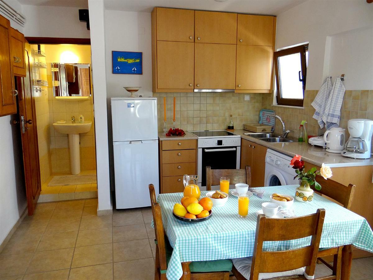Apartment By The Sea Като Дарацо Екстериор снимка